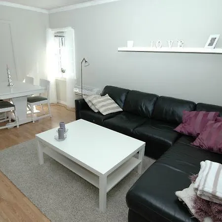 Solferie Apartment- Bernt Holms